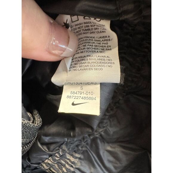 Nike Jacket Size Small Black Windrunner EUC - Picture 10 of 10